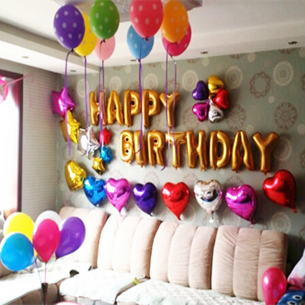 Ốc Thanh Vân tự tay chuẩn bị tiệc sinh nhật cho con trai út tại nhà riêng