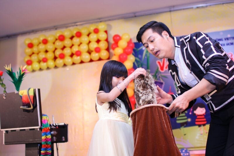 bieu-dien-ao-thuat-giao-luu-hai_s2581