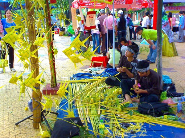 nghệ-nhân-lá-dứa-01